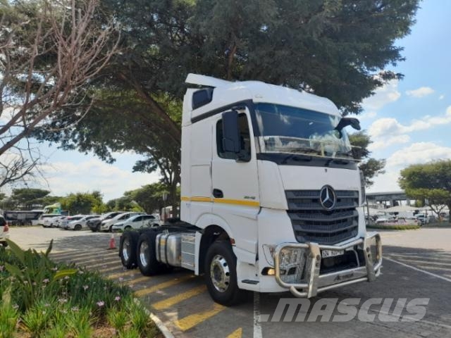 Fuso Actros ACTROS 2645LS/33 STD Tractor Units