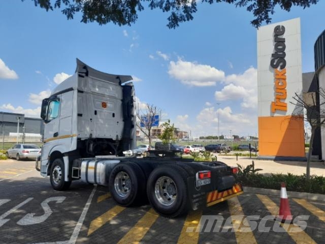 Fuso Actros ACTROS 2645LS/33 STD Tractor Units