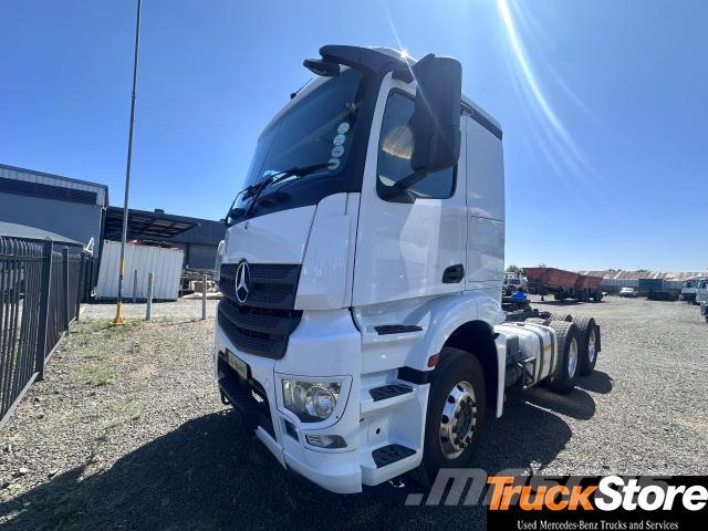Fuso Actros ACTROS 2640LS/33 Cabezas tractoras