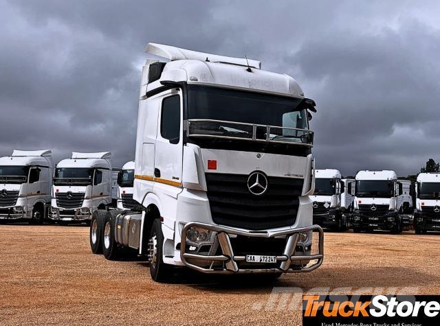 Fuso Actros ACTROS 2645LS/33 E5 트랙터 유닛