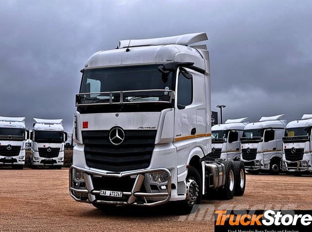 Fuso Actros ACTROS 2645LS/33 E5 트랙터 유닛