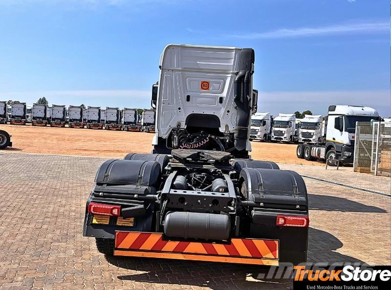 Fuso Actros ACTROS 2645LS/33 FS Ťahače