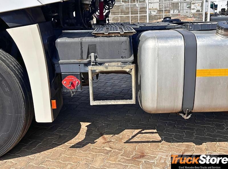 Fuso Actros ACTROS 2645LS/33 RE Camiones tractor