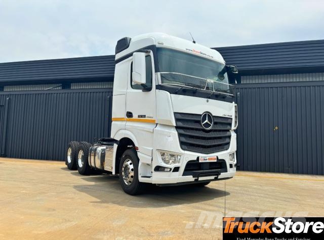 Fuso Actros ACTROS 2652LS/33 STD Τράκτορες
