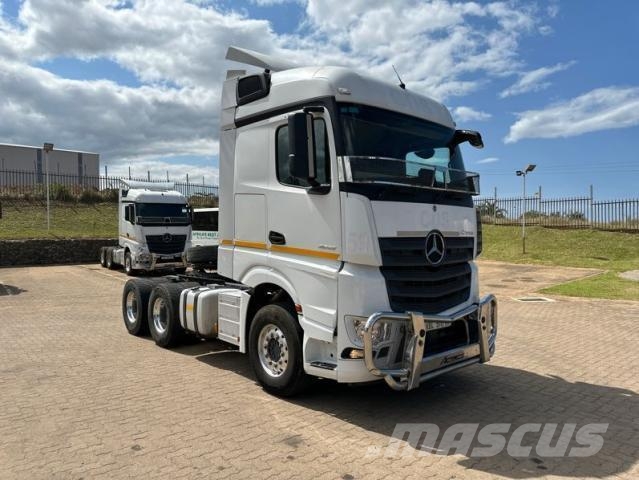 Fuso Actros ACTROS 2652LS/33 STD Τράκτορες