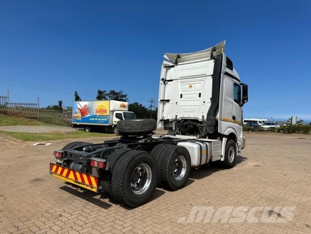 Fuso Actros ACTROS 2652LS/33 STD Τράκτορες