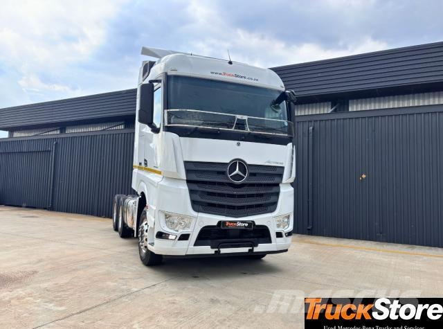 Fuso Actros ACTROS 2652LS/33 STD Τράκτορες