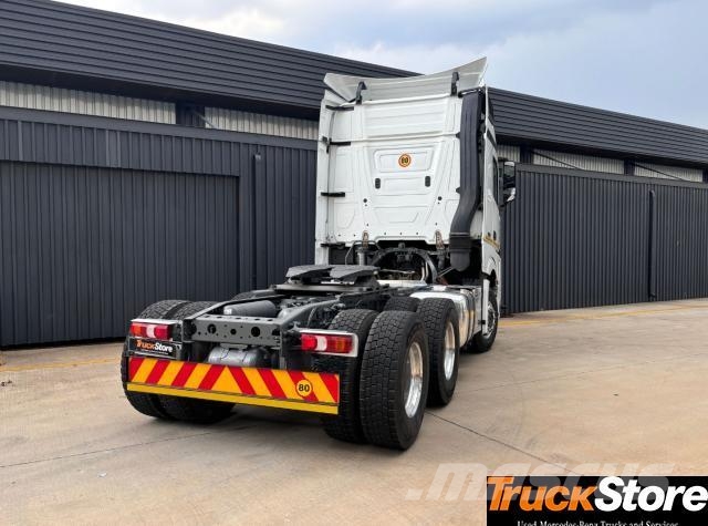 Fuso Actros ACTROS 2652LS/33 STD Τράκτορες