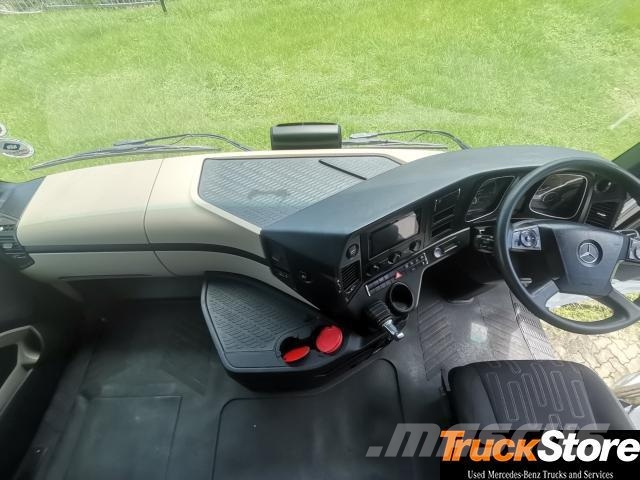 Fuso Actros ACTROS 2652LS/33 STD Τράκτορες