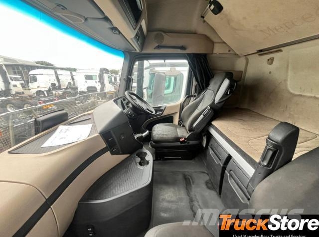 Fuso Actros ACTROS 2652LS/33 STD Τράκτορες