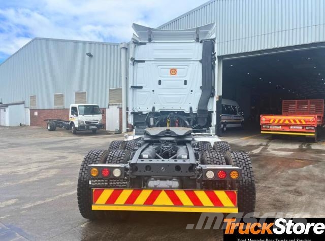 Fuso Actros ACTROS 2652LS/33 STD Τράκτορες