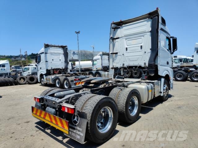 Fuso Actros ACTROS 2652LS/33 STD Tegljači