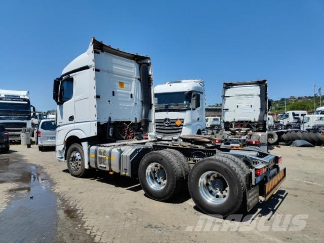 Fuso Actros ACTROS 2652LS/33 STD Τράκτορες