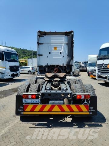 Fuso Actros ACTROS 2652LS/33 STD Τράκτορες