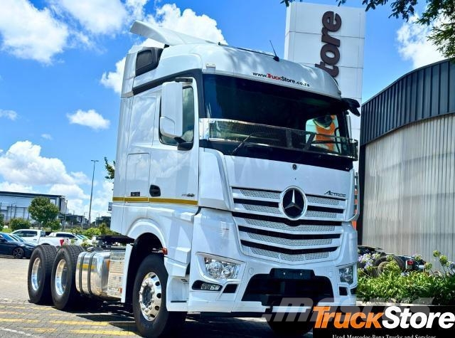 Fuso Actros ACTROS 2652LS/33 STD Vilcēji