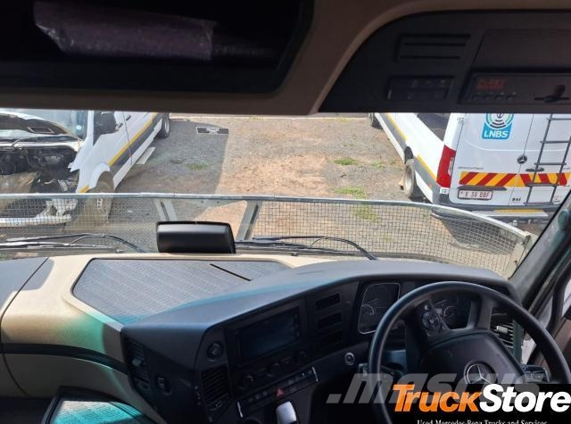 Fuso Actros ACTROS 2652LS/33 STD Τράκτορες