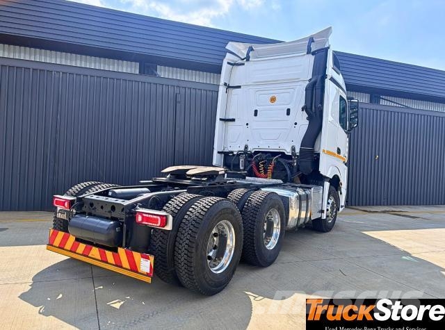 Fuso Actros ACTROS 2652LS/33 STD Τράκτορες