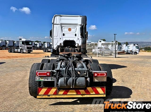 Fuso Actros ACTROS 2652LS/33PURE Cabezas tractoras