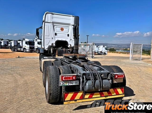 Fuso Actros ACTROS 2652LS/33PURE Cabezas tractoras