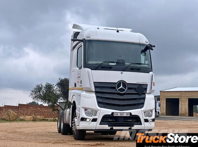 Fuso ACTROS2645LS/33 E3RE Τράκτορες