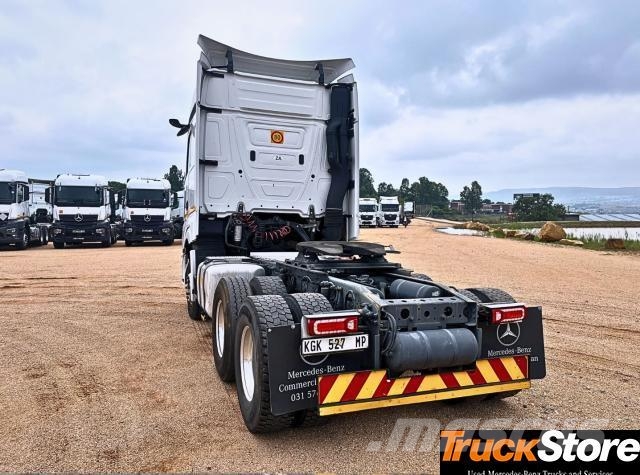 Fuso ACTROS2645LS/33 E3RE Τράκτορες