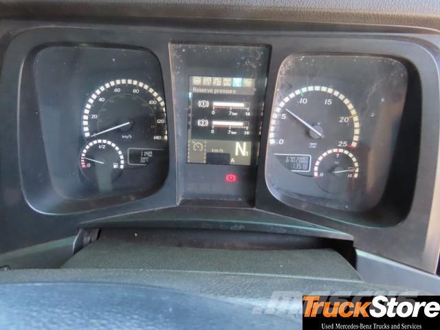 Fuso Canter ACTROS 3345S/33 曳引機組件