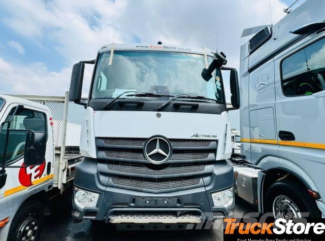 Fuso Canter ACTROS 3352S/33 曳引機組件