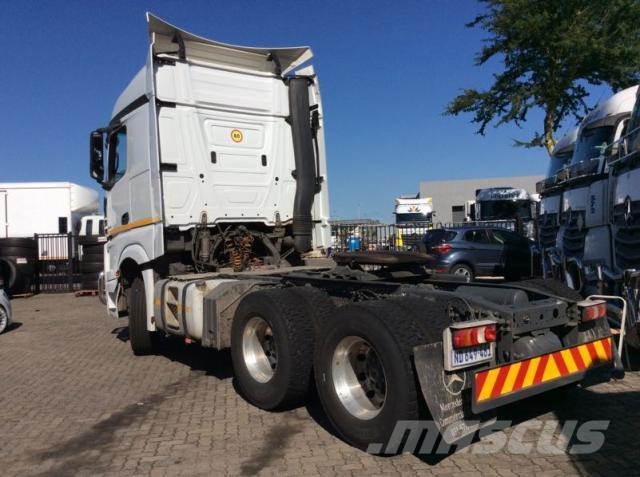Mercedes-Benz Actros ACTROS 2645LS/33 STD Sattelzugmaschinen
