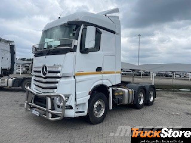 Mercedes-Benz Actros ACTROS 3358LS/33 LS Тягачі