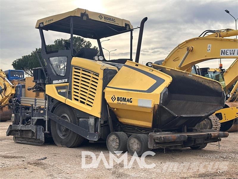 Bomag BF600 P-2 瀝青攤舖機/鋪路機