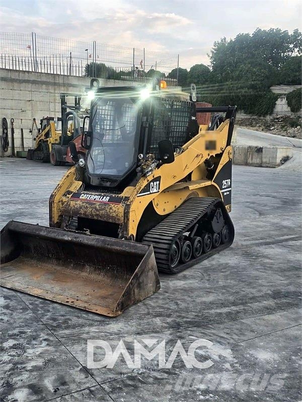 CAT 257B Skid steer loderler