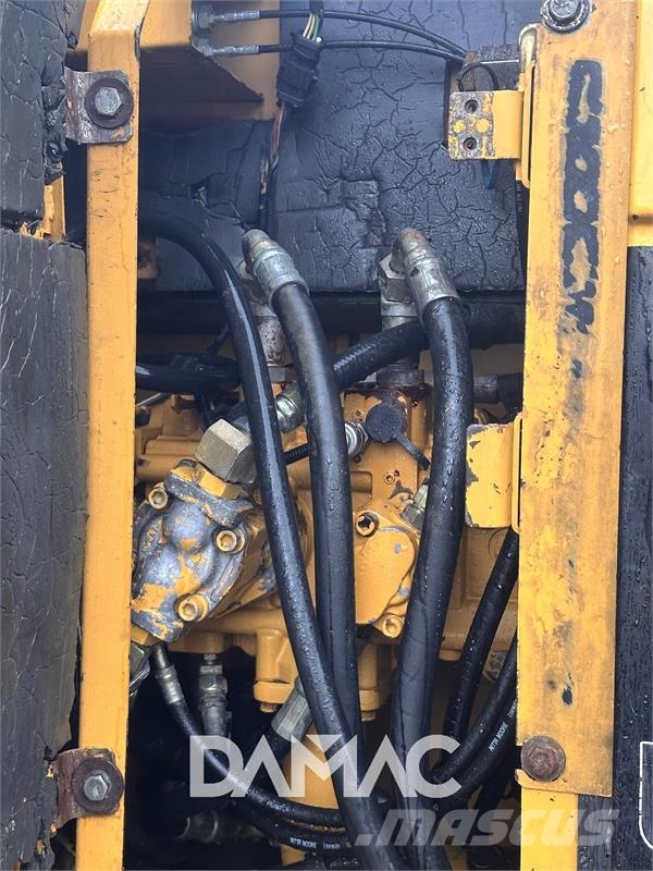 CAT 311CU Гусеничні екскаватори