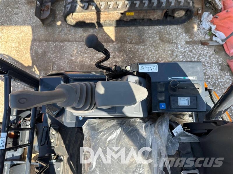 Hitachi ZX19U Mini ekskavatörler, 7 tona dek