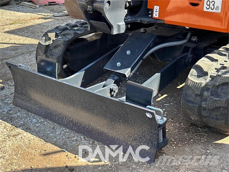 Hitachi ZX19U Mini ekskavatörler, 7 tona dek