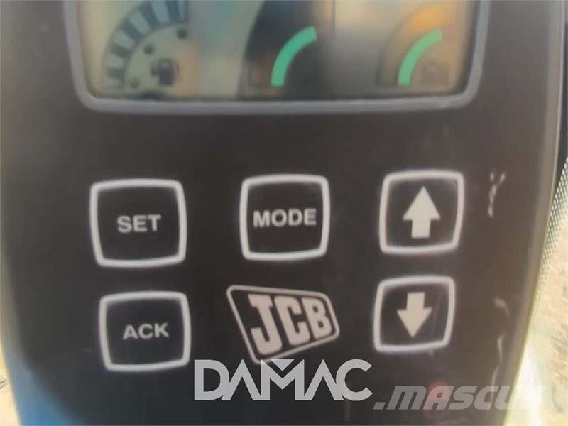 JCB JS235HD Гусеничные экскаваторы