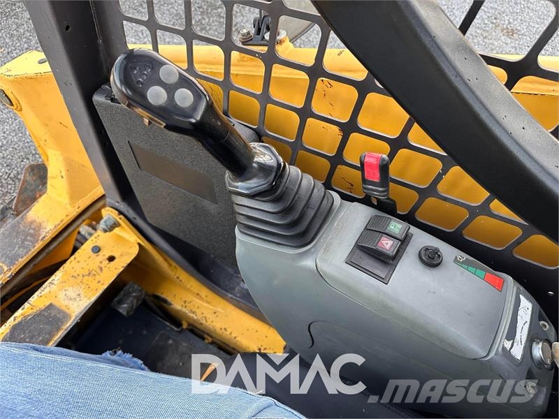 Komatsu CK20 Мини товарачи