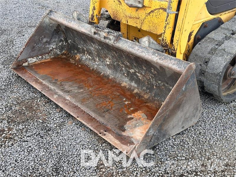 Komatsu CK20 Skid steer loderler