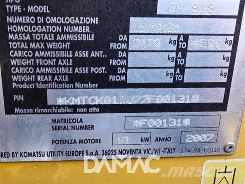 Komatsu CK20 Skid steer loderler