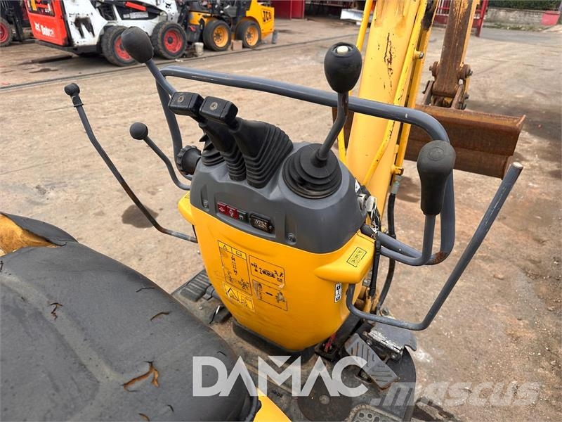 Komatsu PC09 Miniescavatori