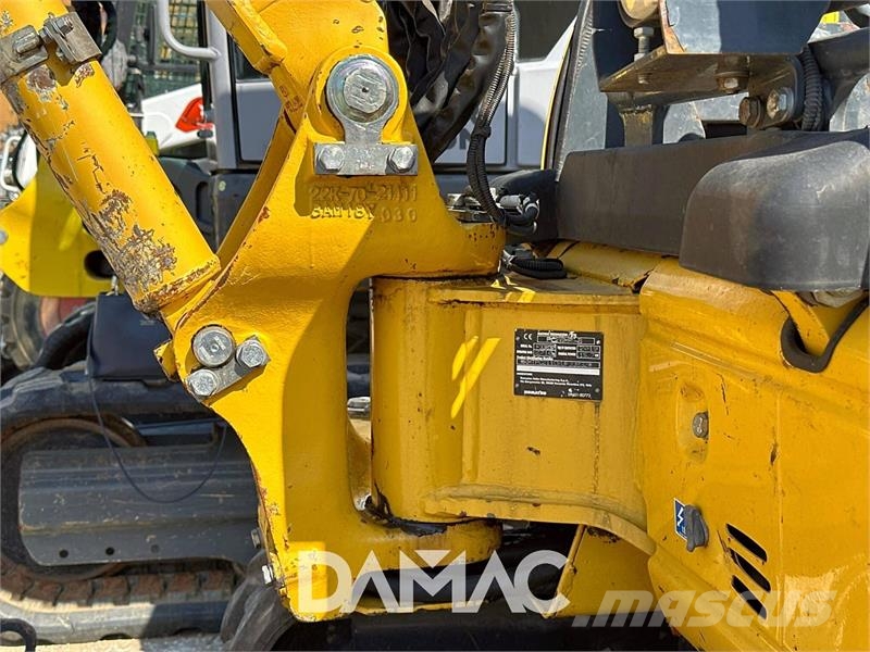 Komatsu PC26MR-3 Mini kotrók < 7t