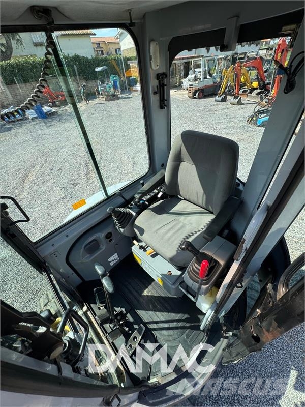 New Holland E35.2SR Мини екскаватори < 7 т