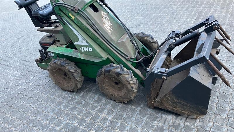 Avant Staldkat LS60 Avant Staldkat LS60 Mini nakladalci