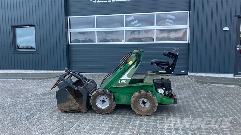 Avant Staldkat LS60 Avant Staldkat LS60 Mini nakladalci