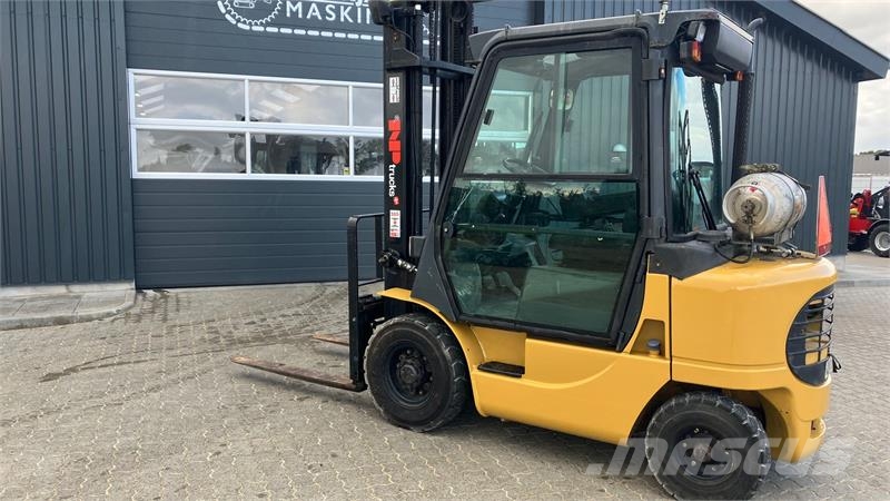 CAT GP20K CAT GP20K. 2tons Gas truck Camiones diesel