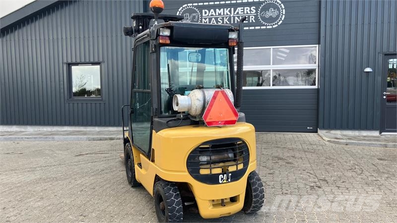 CAT GP20K CAT GP20K. 2tons Gas truck Camiones diesel