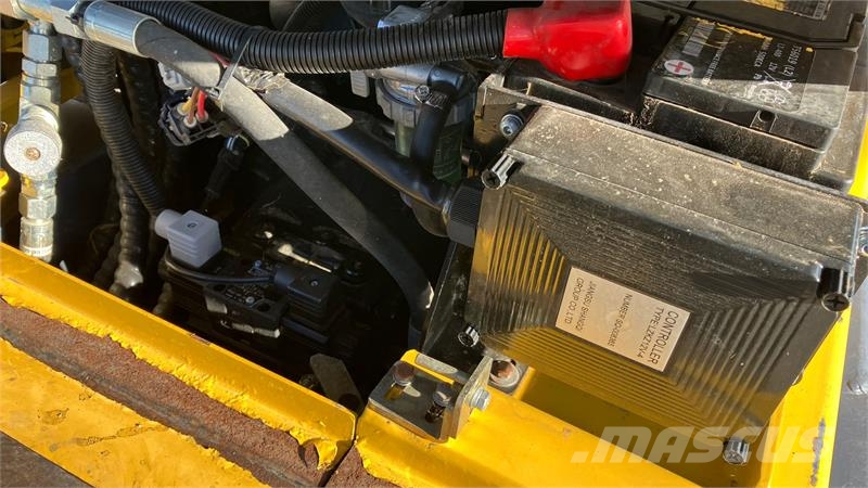 Eurotrac W11 Eurotrac W11 2200 timer Mini utovarivači