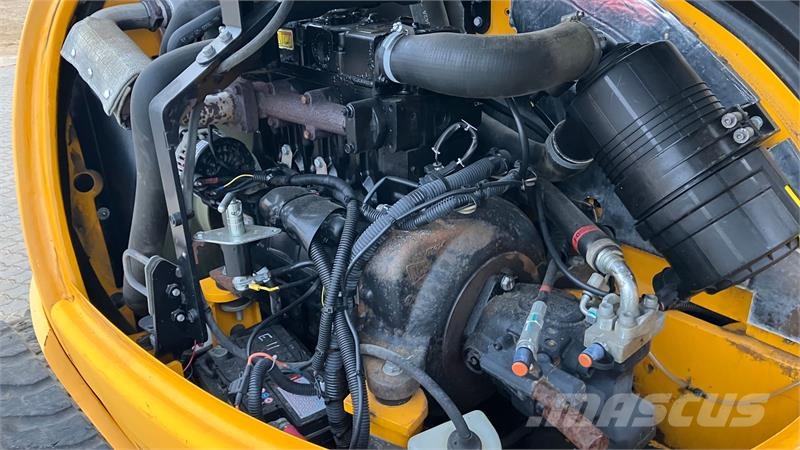 JCB 8055ZTS JCB 8055 ZTS med Powertilt Gravemaskiner på larvebånd