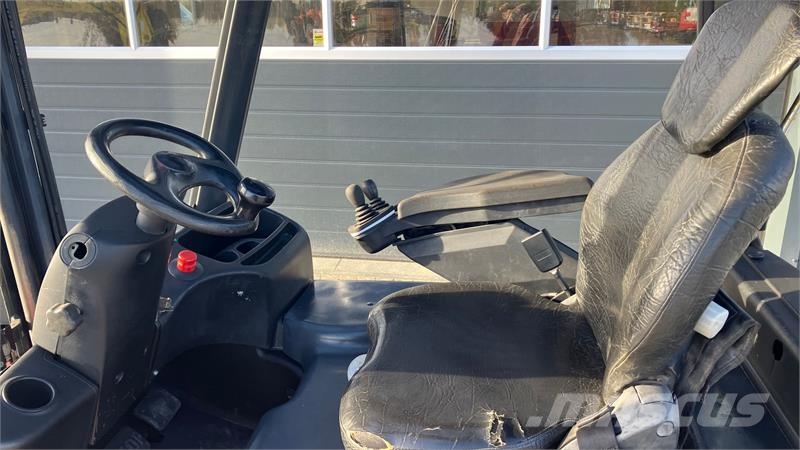 Linde E20PH-01 Linde E20PH-01 2 tons El شاحنات الديزل