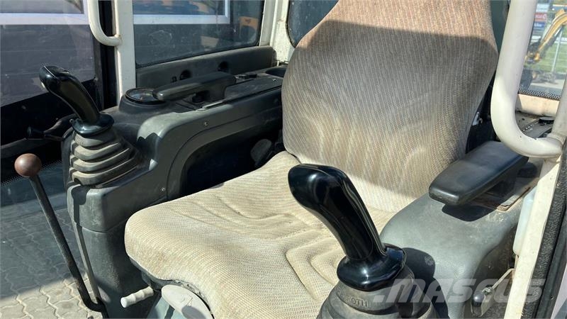 Schaeff HR 2.0 Scharff HR 2,0 2 tons حفارات زحافة