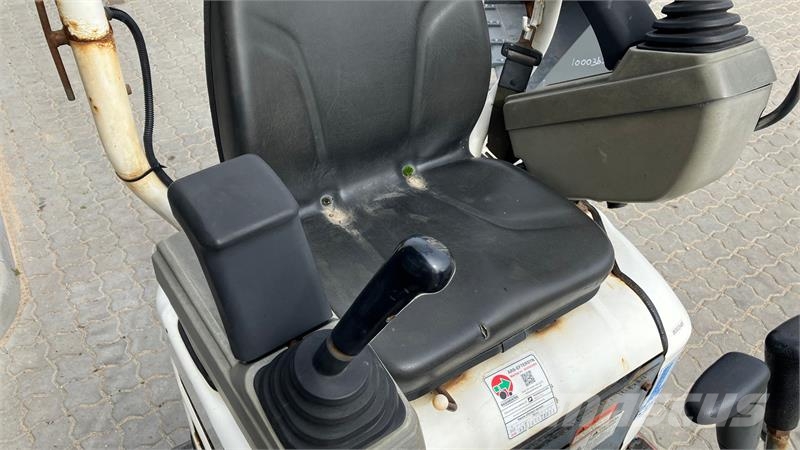 Takeuchi TB210R Takeuchi TB210 R Εκσκαφάκι (διαβολάκι) < 7t